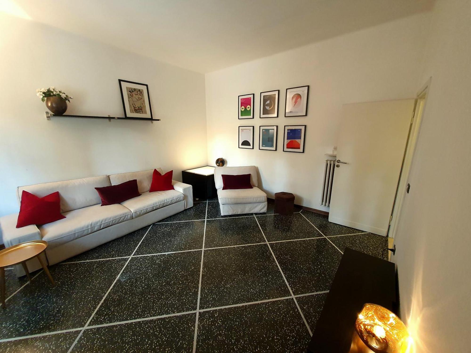 Spacious Three-Room Apartment In Saragozza Bologna Bagian luar foto